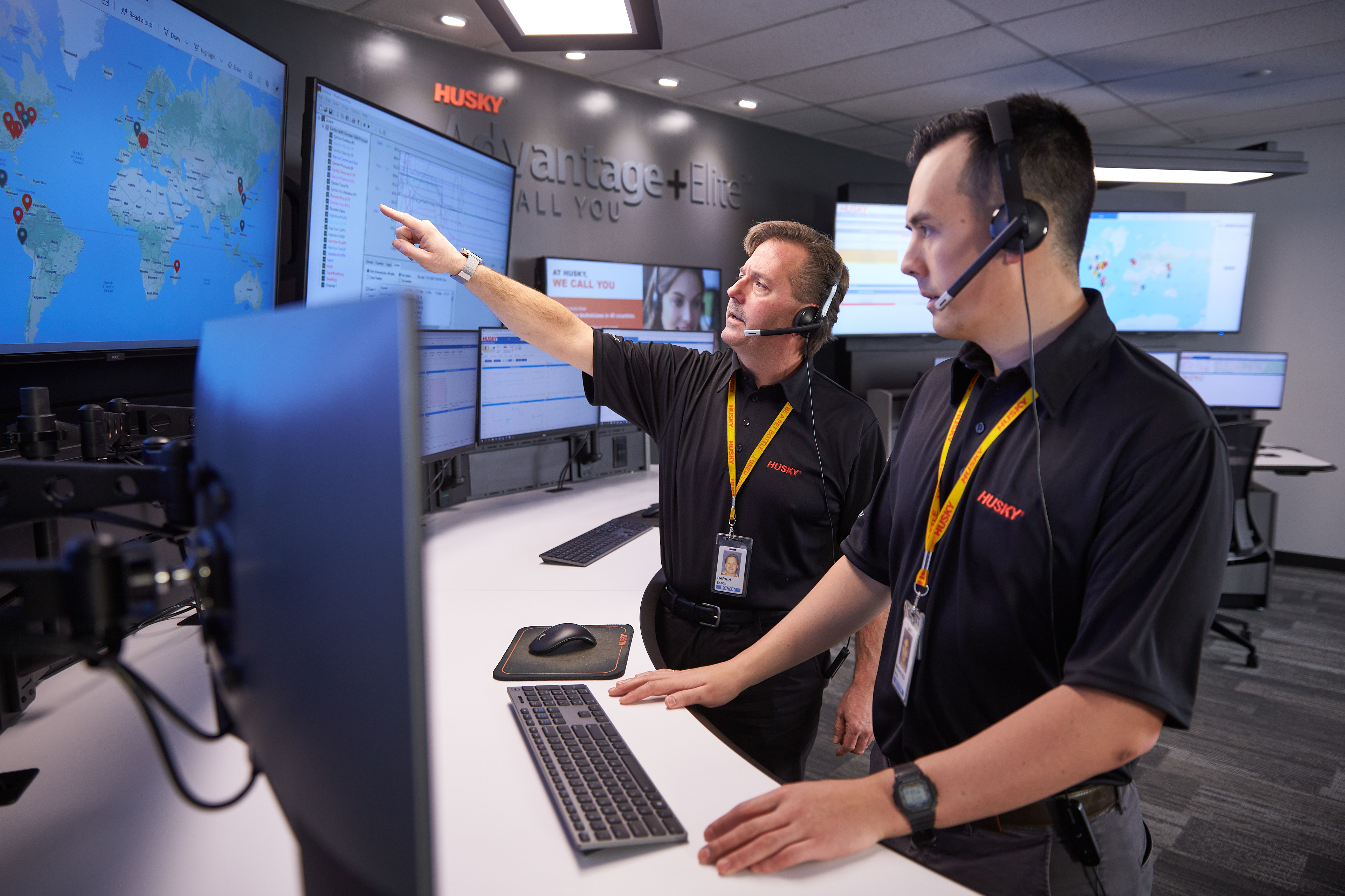 Enhance your operation with Husky remote monitoring.