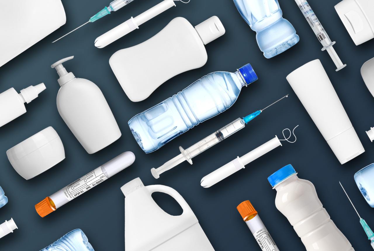 不同市场的塑料成品，包括医疗、食品和饮料、薄壁包装、瓶盖、消费品、电子等